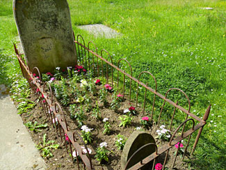 'Adopt a Grave' garden